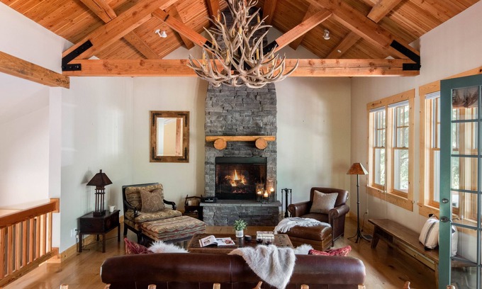 Granite Ridge House | Outpost: Granite Ridge Homestead 3093 - Hot Tub!