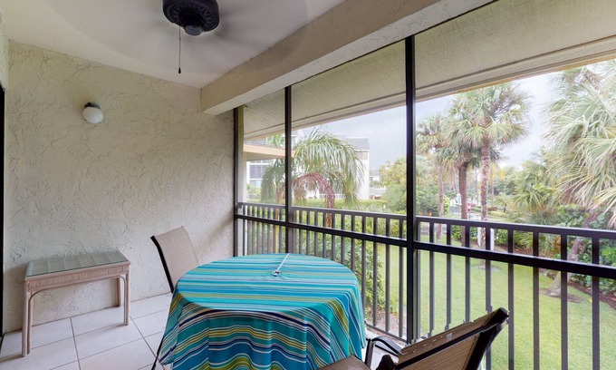 Fort Pierce Condo | OV 522 Golf Course View Condo - Paradise Vacation Rental in Ocean Village