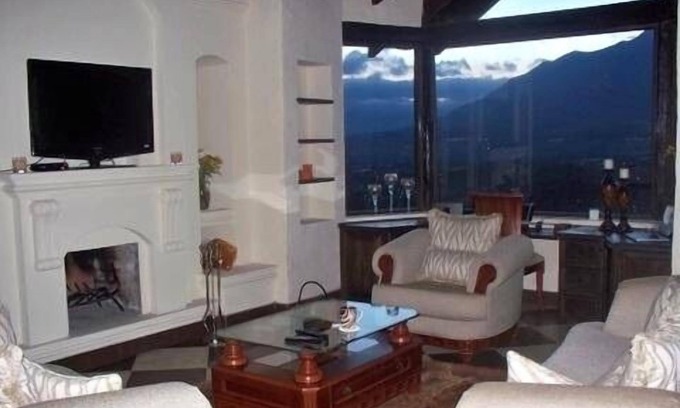 Cotacachi Condo | Over Looking City Lights Of Cotacachi