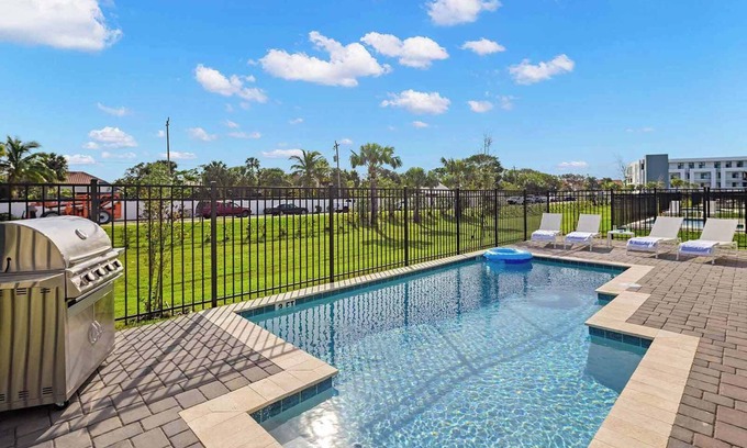 Melbourne Beach House | Over the Moon | New! Luxe Beach House on Space Coast ft. NASA Theme Room, More
