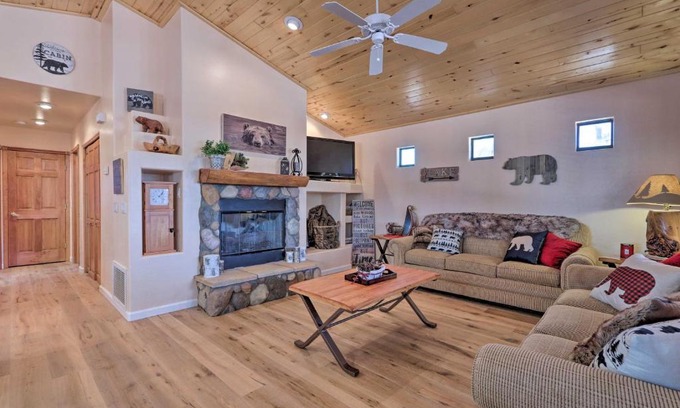 Heber House | Overgaard Cabin at Bison Ranch with Grill and Deck