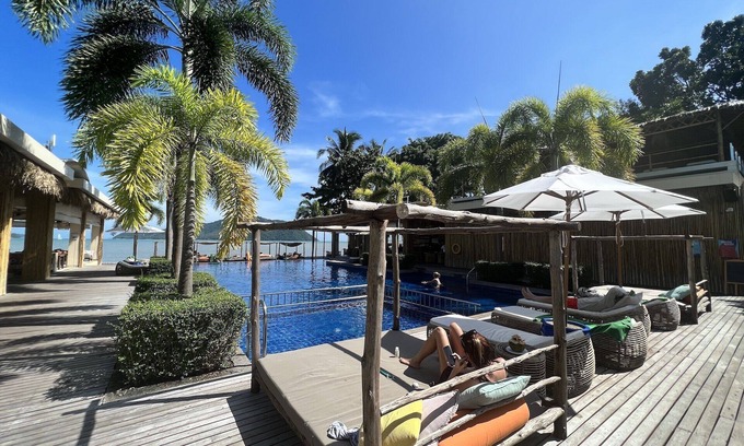 Ban Saiyuan Apartment | Overlooking Andaman Sea Studio Apartment