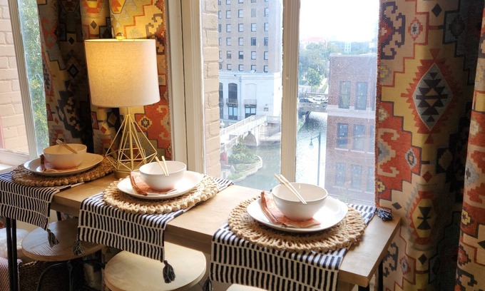 Downtown San Antonio Apartment | Overlooks Riverwalk/King/Downtown
