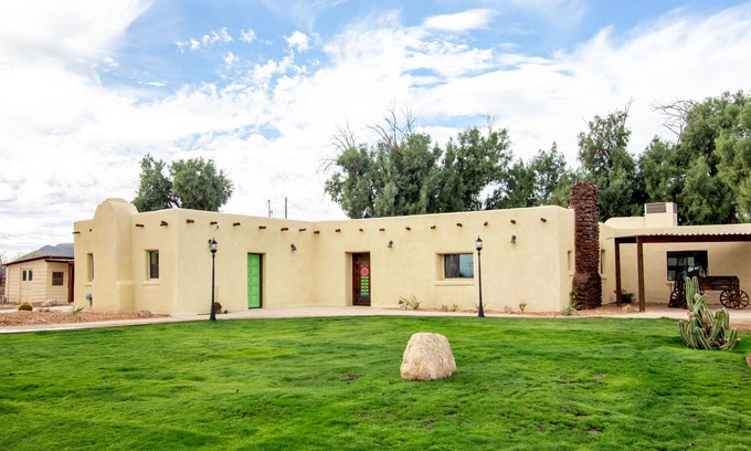 Tucson Resort | Owl River Stay