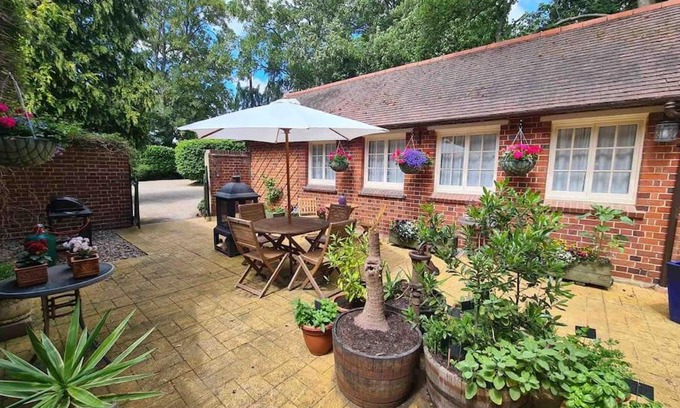 North Moreton House | Oxfordshire Country Cottage