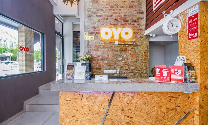 Miri Hotel | OYO 1023 La Mirina Boutique Inn