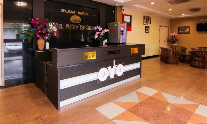 Bota Hotel | OYO 11343 Hotel Putra Iskandar