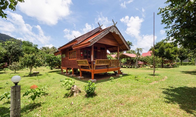 Klong Son Hotel | OYO 1143 Phet Luran Thai Resort Kohchang
