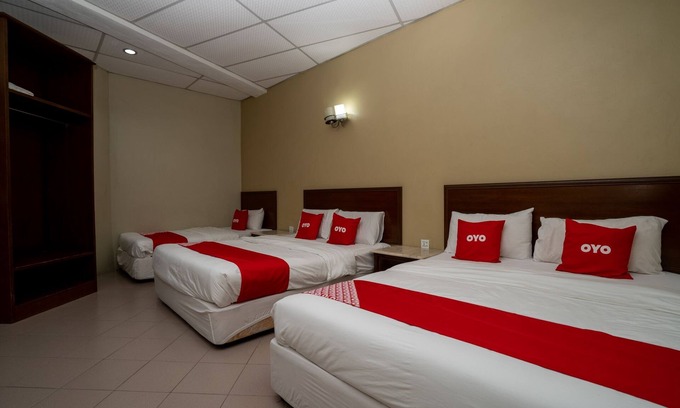 Pekan Pangkor Hotel | OYO 1194 Best Stay Hotel Pangkor