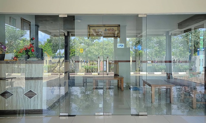 Jambi Hotel | OYO 1283 Guest House Loemajan