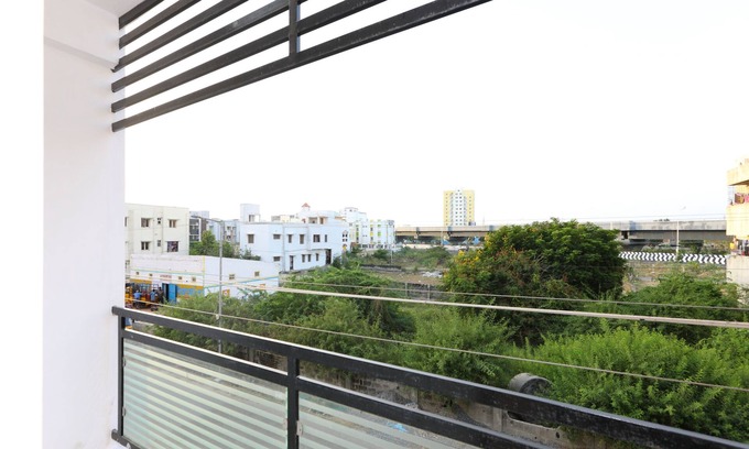 Madipakkam Hotel | OYO 14707 Micasa