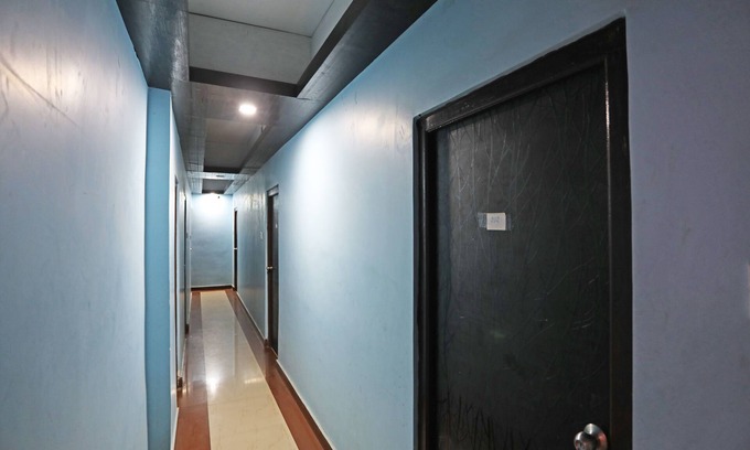 Barrackpore Hotel | OYO 15114 Ivy Hotel