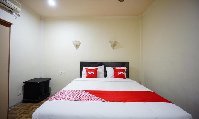 Manado City Centre Hotel | OYO 2217 Galaxy Hotel