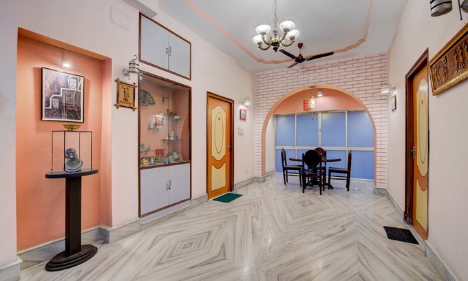 Sector 1 Hotel | OYO 2872 Hotel City of Joy