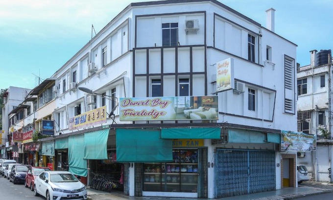 Lahad Datu Hotel | OYO 44112 Darvel Bay Travelodge