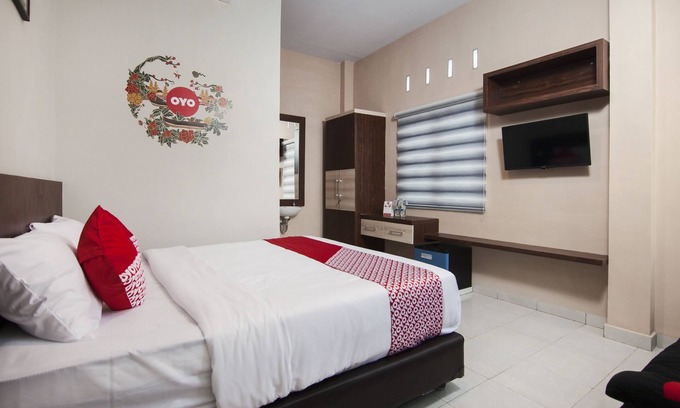 Medan Hotel | OYO 725 My Arm Home & Stay