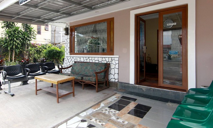 Berastagi Hotel | OYO 799 Hotel Dieng