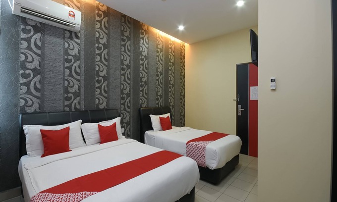 Miri Hotel | OYO 89301 YS Inn