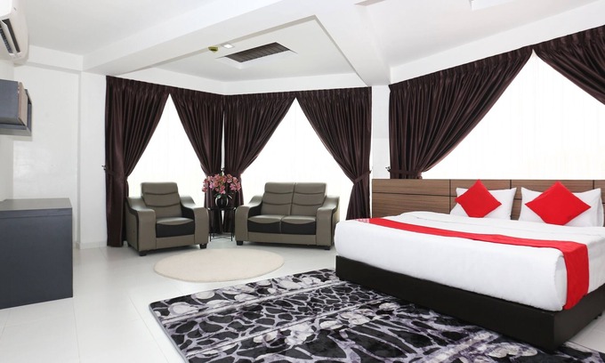 Pasir Mas Hotel | OYO 89888 Dz Residence Guest House