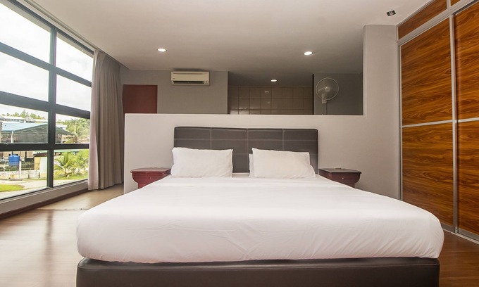 Kanowit Hotel | OYO 90059 Ltk Home