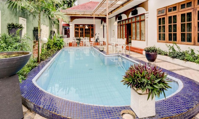 Ragunan Hotel | OYO 90066 Tobana Pejaten House