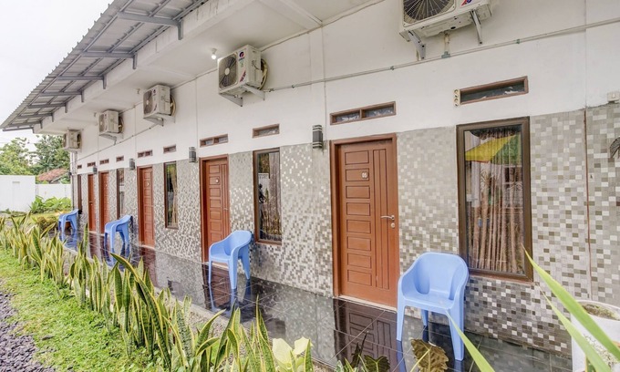 Rajabasa Hotel | OYO 90124 Oemah Ratu Hostel Syariah
