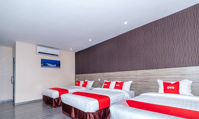 Kota Kinabalu Hotel | OYO 90147 Hilltop Hotel