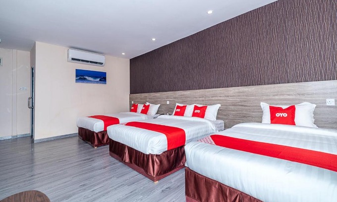 Kota Kinabalu Hotel | OYO 90147 Hilltop Hotel