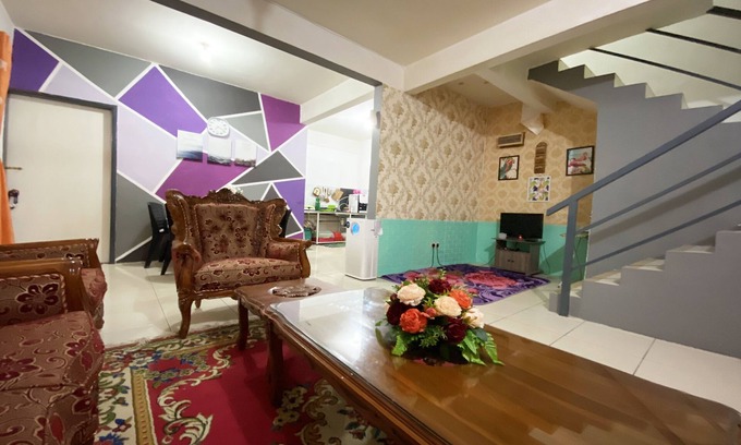 Semporna House | OYO 90198 Aleesya Homestay