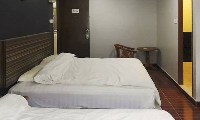 Bintulu Hotel | OYO 90248 Kapitan Inn