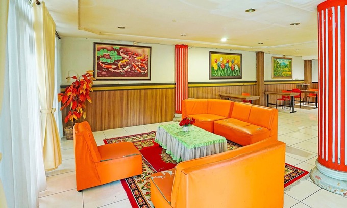 Sukarami Hotel | OYO 90390 Hotel Rd PremiumNearRSUD Station
