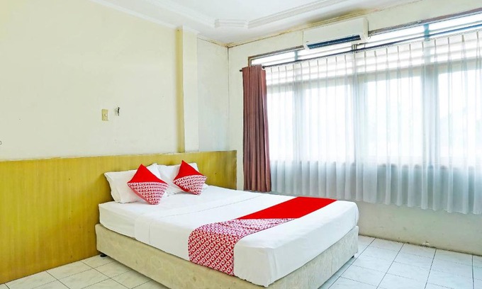 Sukarami Hotel | OYO 90390 Hotel Rd Premium