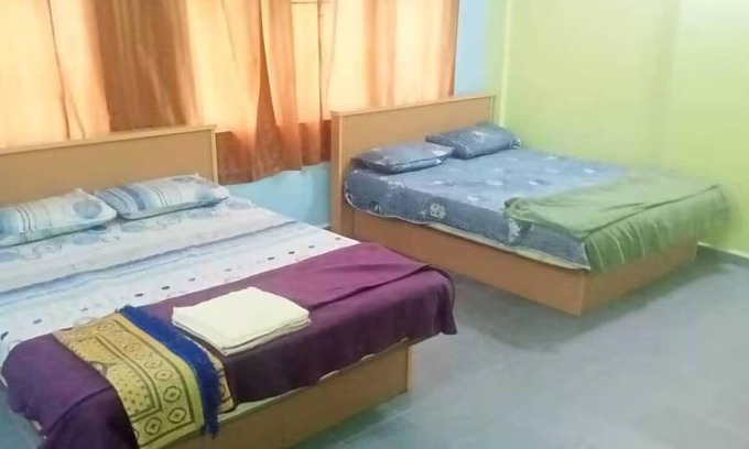 Kampung Lerek Hotel | OYO 90471 Hotel Tepoh