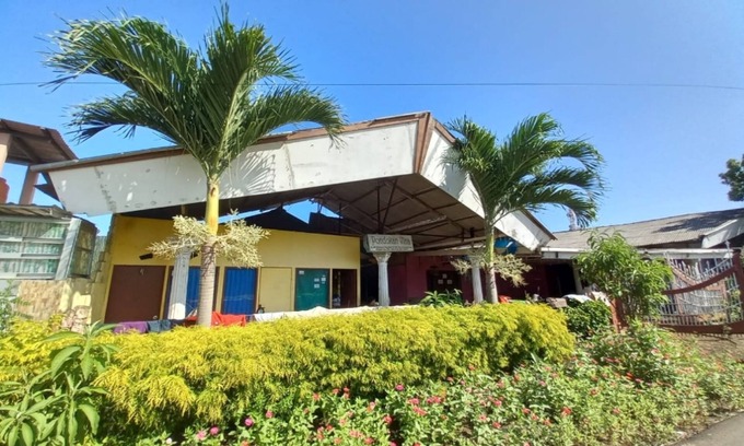 Bengkulu Hotel | OYO 90555 Vina Pavilion