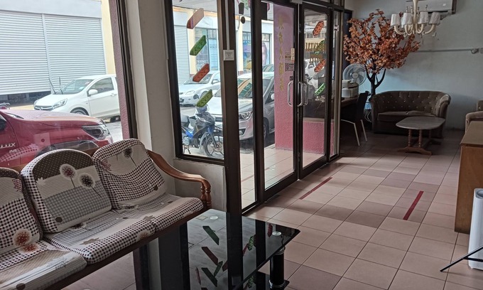 Sarikei Hotel | OYO 90809 Oriental Hotel