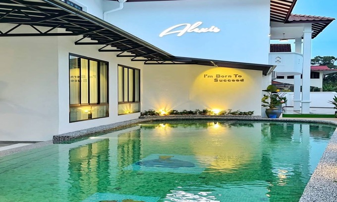 Muar Hotel | OYO 91030 Alexis Villa
