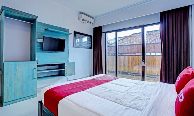 Teuku Umar Hotel | OYO 91204 Napura Homestay