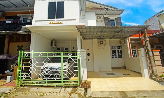 Bandar Lampung Hotel | OYO 91460 Guest House Kencana Syariah