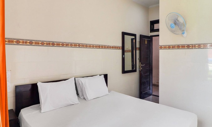 Denpasar Utara Hotel | OYO 91567 Hotel Adi Guna