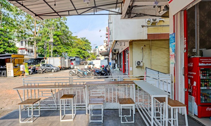 Tanjung Pinang Hotel | OYO 91784 Zazezo Homestay Syariah