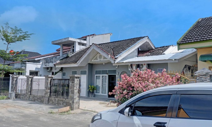 Palembang Hotel | OYO 92597 Sulthan Homestay Syariah 2