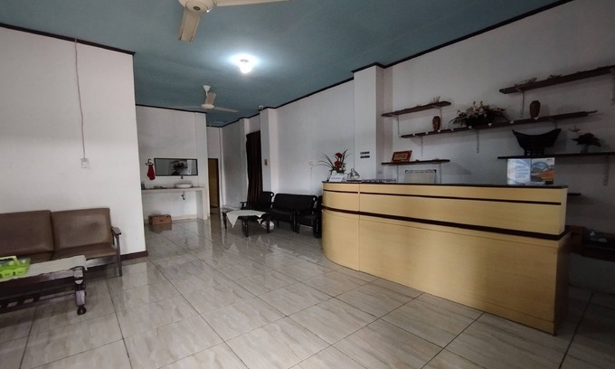 Palangkaraya Hotel | OYO 92762 Wisma Pundu Syariah Near Kantor Camat Kota Besi