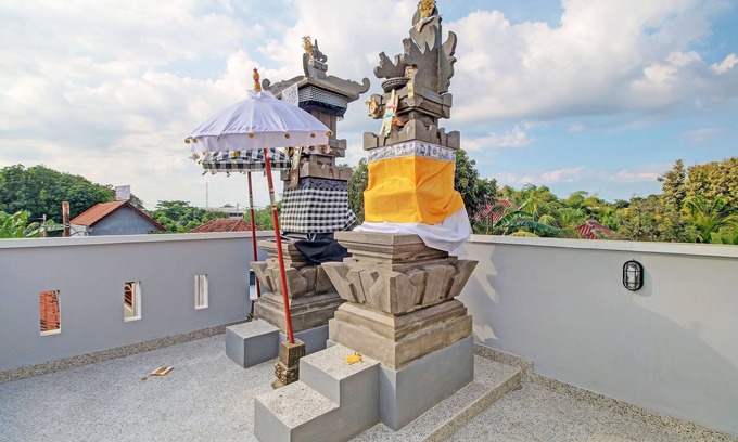 Perean Tengah Hotel | OYO 92952 Nirmala Guest House