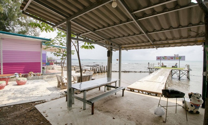Sattahip Hotel | OYO 931 Sor Chareanpanit
