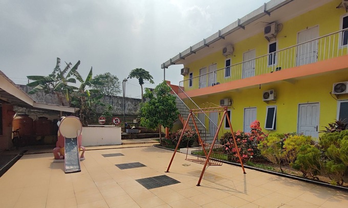 Palembang Hotel | OYO 93252 Garuda Bandara Guesthouse