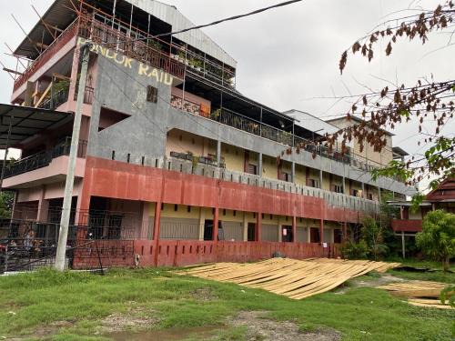 Sulawesi Hotel | OYO 93414 Wisma Ratu Syariah Near SMP Negeri 2 Watang Pulu