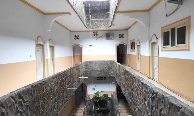 Kendari Hotel | OYO 93773 Pondok Bintang