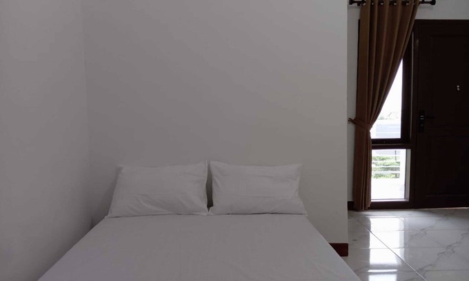 Rajabasa Hotel | OYO 94070 The Cozzy Exclusive Syariah