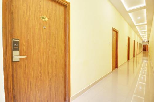 Farooq Nagar Hotel | OYO Collection O MINT PARK HOTEL