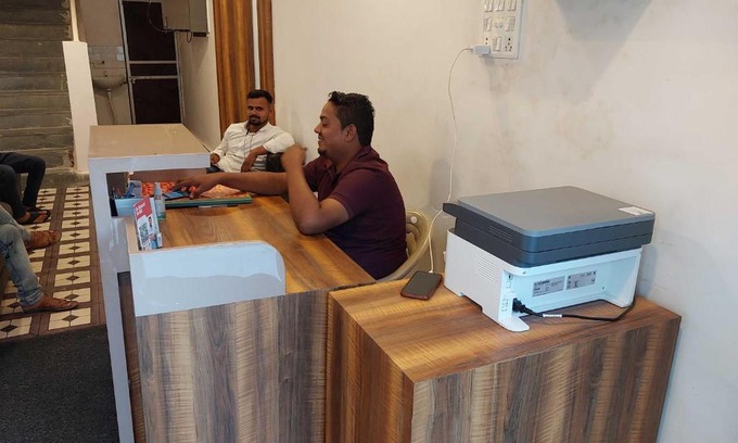 Jabalpur Hotel | OYO Hotel Bloom In